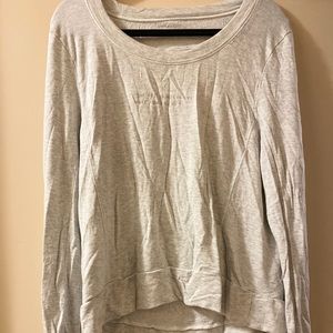 Good HYOUman stretchy light grey top